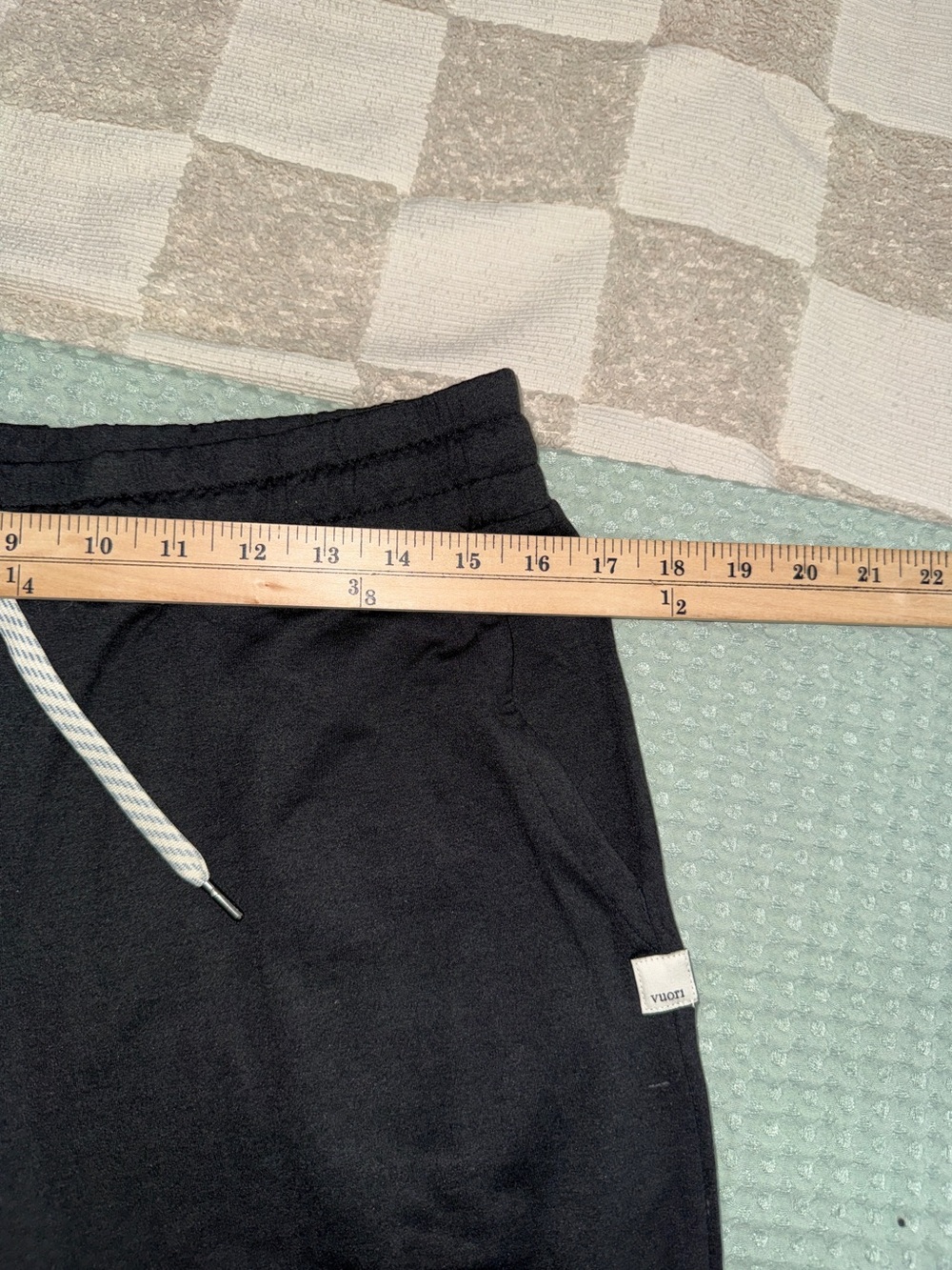 NWOT Vuori Halo Essential Wideleg pants size L - Picture 3 of 4